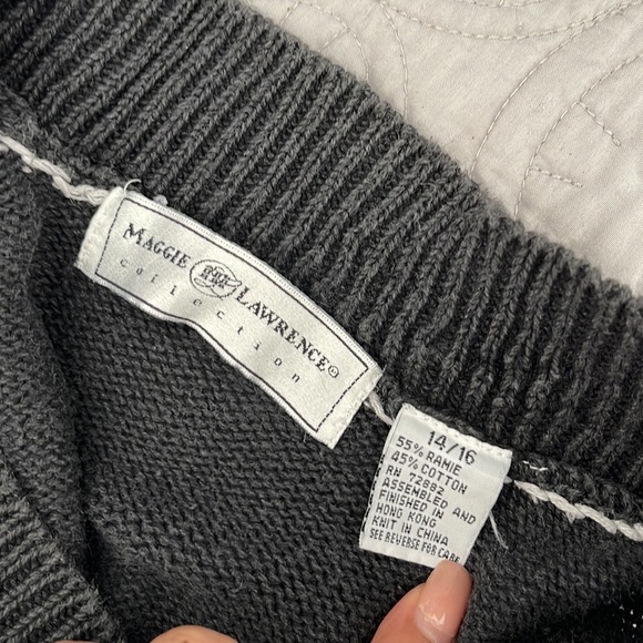 Vintage Crochet Knit Women's Maggie Lawrence Collection Mock Neck Sweater - Picture 10 of 13